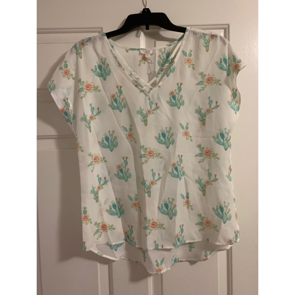 Green and White Cactus Pattern Blouse